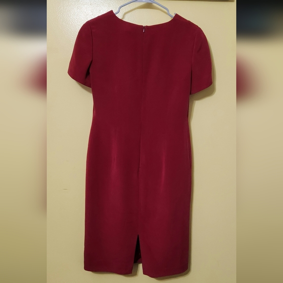Shomi Petites red 100% silk midi dress. Zip back. Slit back. Size 8P - Picture 2 of 2